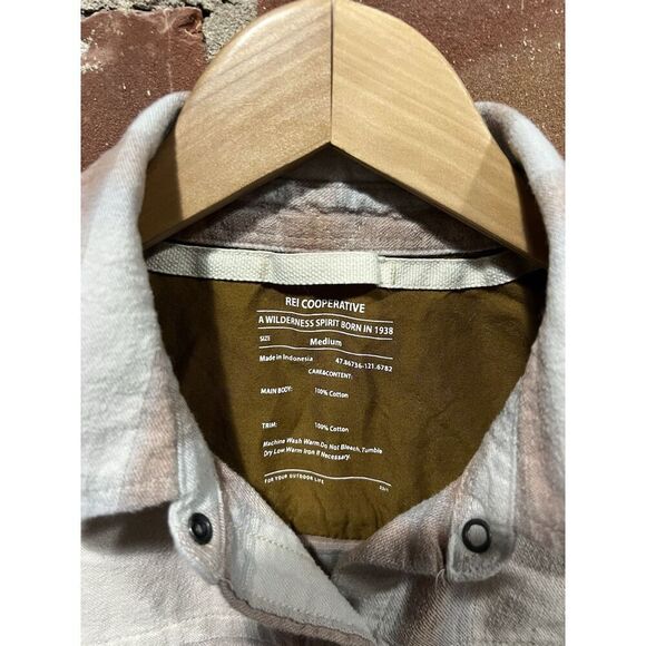 REI Womens Blue Plaid Long Sleeve Flannel Button Up Outdoor Shirt Size Medium - Picture 3 of 4